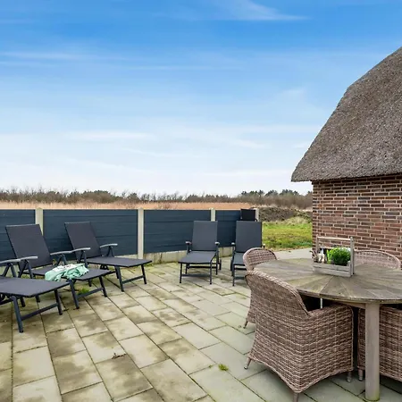 Beautiful Pool House With Outdoor Spa, Built In 2022 펜션 Ulfborg