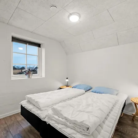 Beautiful Pool House With Outdoor Spa, Built In 2022 *