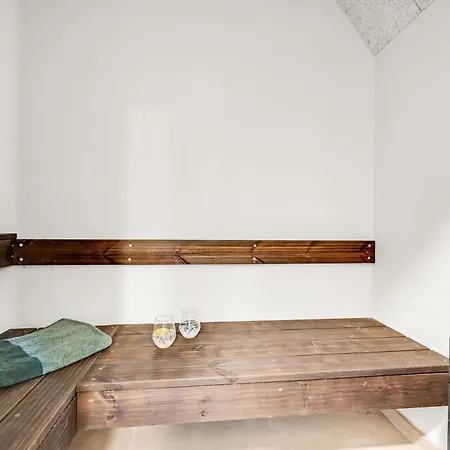 Tatil Evi Beautiful Pool House With Outdoor Spa, Built In 2022 *