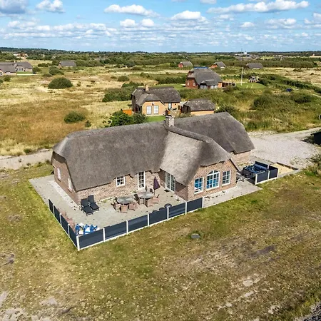 Beautiful Pool House With Outdoor Spa, Built In 2022 Tatil Evi *